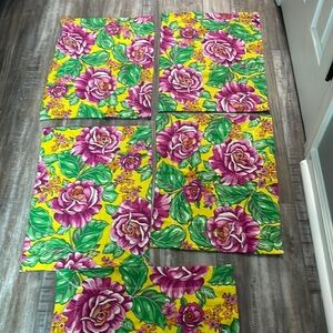 5 floral placemats